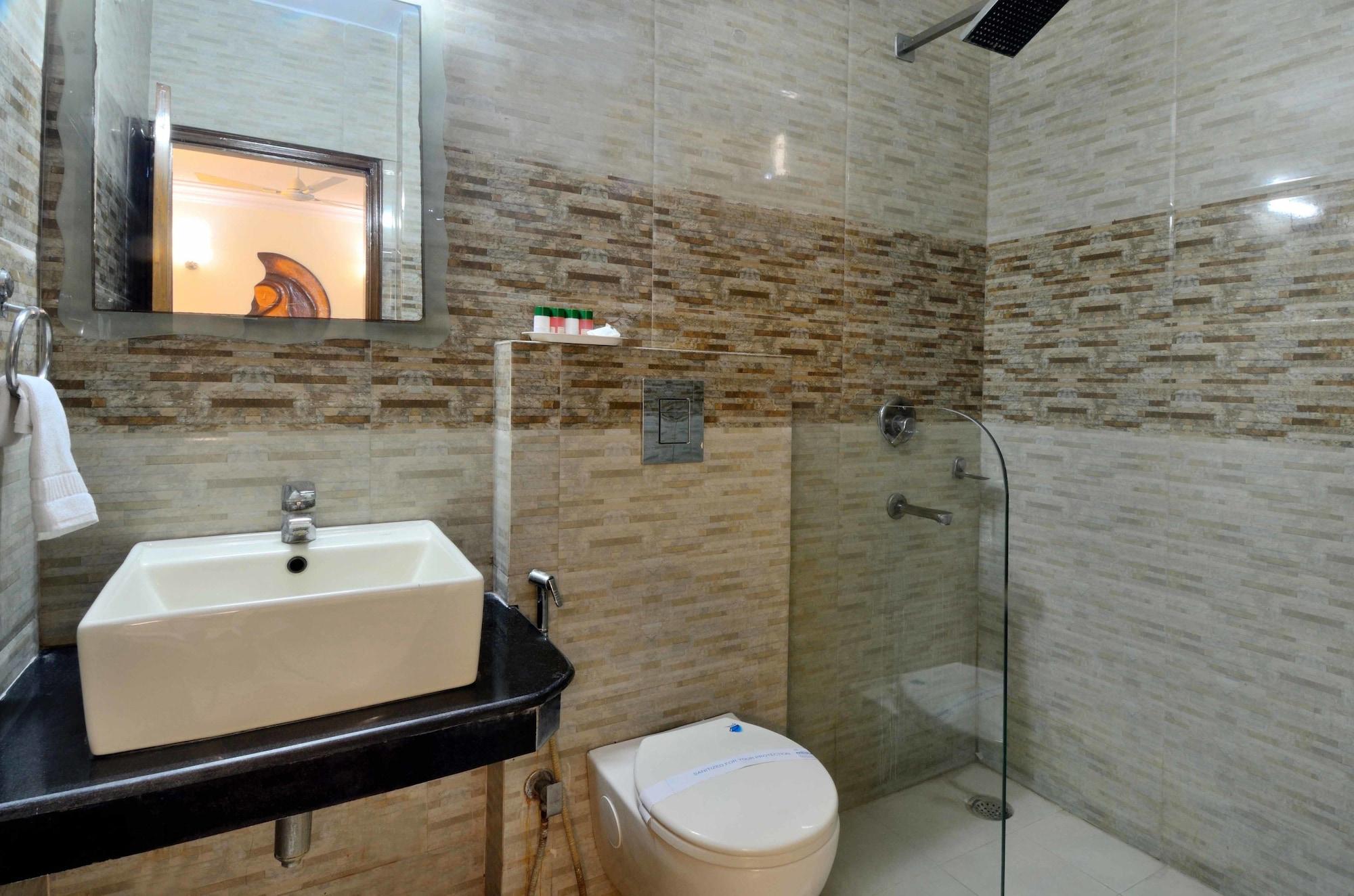 Hotel Pablas International, New Delhi, Near Metro Екстериор снимка