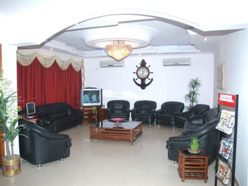 Hotel Pablas International, New Delhi, Near Metro Екстериор снимка