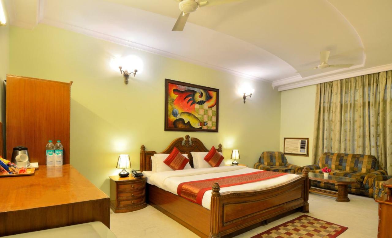 Hotel Pablas International, New Delhi, Near Metro Екстериор снимка
